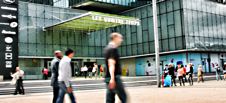 Mergers & Acquisitions, Compraventa de empresas