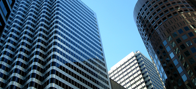 Mergers & Acquisitions, Compraventa de empresas