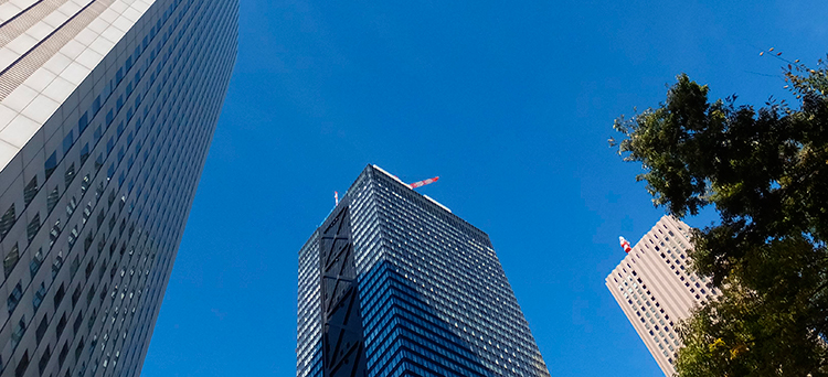 Mergers & Acquisitions, Compraventa de empresas