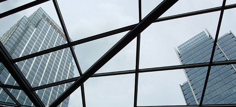 Mergers & Acquisitions, Compraventa de empresas