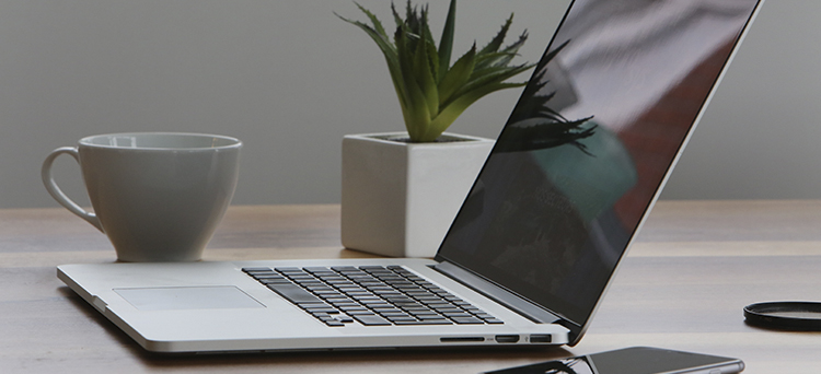 Mergers & Acquisitions, Compraventa de empresas