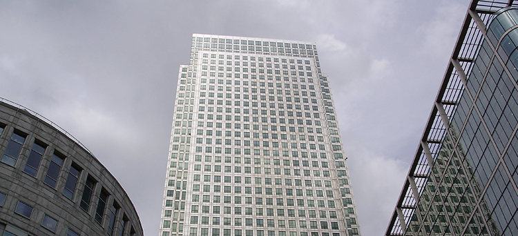 Mergers & Acquisitions, Compraventa de empresas