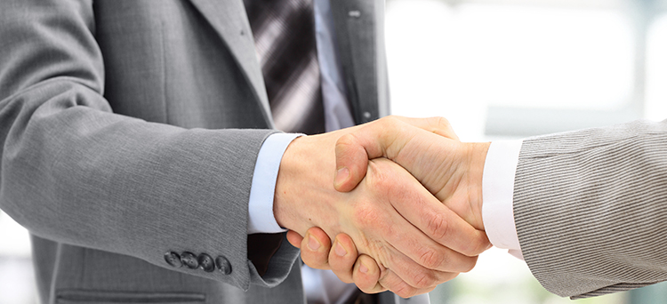 Mergers & Acquisitions, Compraventa de empresas