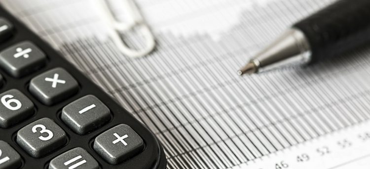 COMPRA DE FACTURAS Y LA VENTA DE UNA EMPRESA