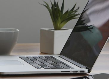 Mergers & Acquisitions, Compraventa de empresas