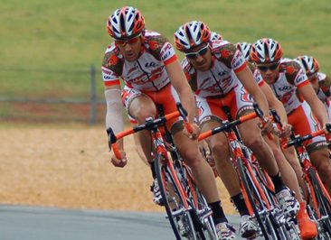 blog_onetoone_compraventaempresas_equipo_apesta