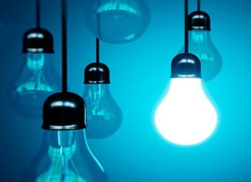 Mergers & Acquisitions, Compraventa de empresas