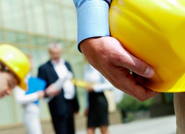 Mergers & Acquisitions, Compraventa de empresas