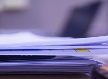 Mergers & Acquisitions, Compraventa de empresas