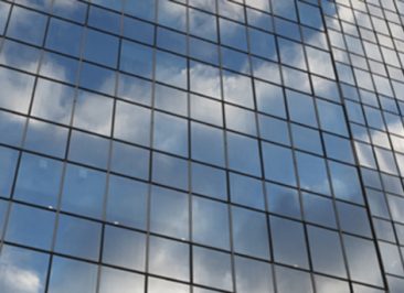 Mergers & Acquisitions, Compraventa de empresas